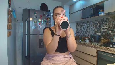 Squirt_Fountain webcam model stream image