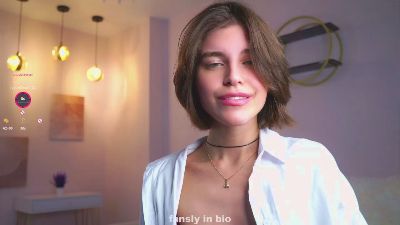 HarrietDeeks webcam model stream image