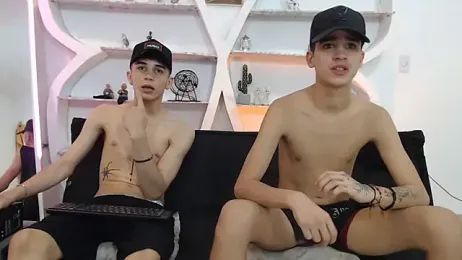 THREE_GUYS_HOT webcam model stream image