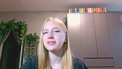 OletaGuderian webcam cam4 model stream image