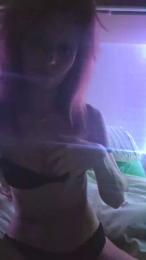 Stella1992 webcam cam4 model stream image