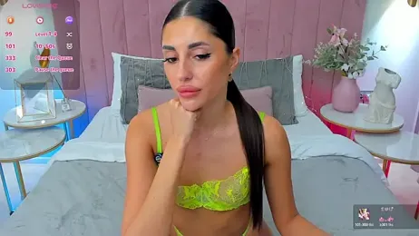 AlishaBel webcam model stream image