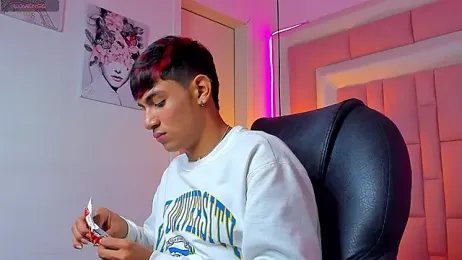 cherub_ webcam model stream image