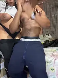 naughty_thick webcam model stream image