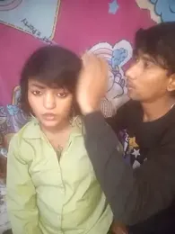 Freakingromance webcam model stream image