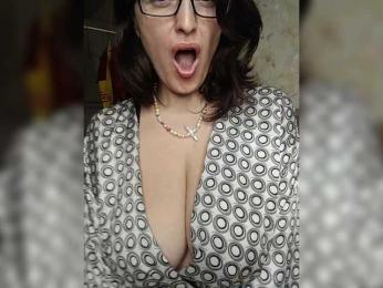 JUICY-JU webcam bongacams model stream image