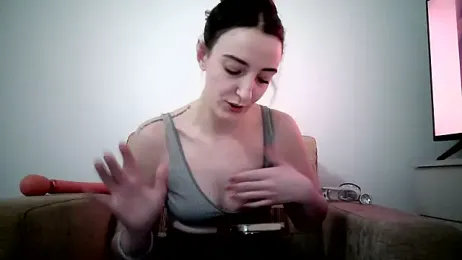 ElitaVibes webcam model stream image