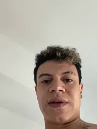 skylarrainn webcam model stream image