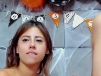 chanellandmax webcam model stream image