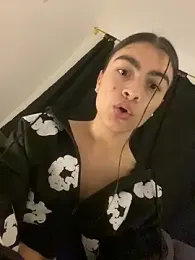 valendoll webcam stripchat model stream image