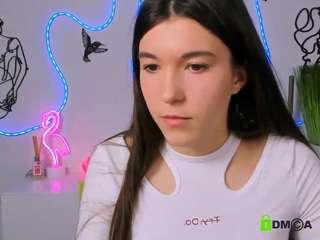 elis-sunny webcam camsoda model stream image