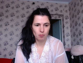 KristiWhite webcam model stream image