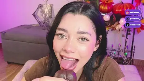 Soffimoon_ webcam model stream image