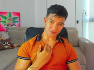 Jeyko Black webcam model stream image