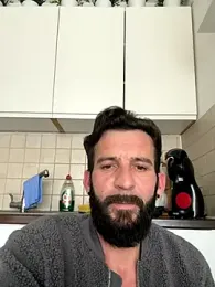 Michel_huge webcam model stream image