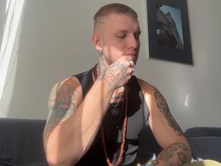 Richie Grey webcam model stream image