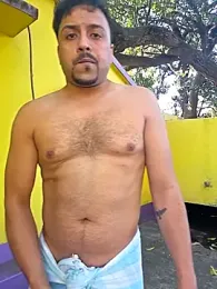 BindaasBong webcam model stream image