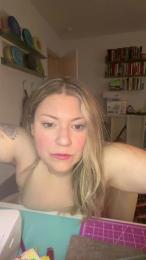 Toothicc webcam cam4 model stream image