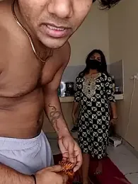 riya190 webcam model stream image