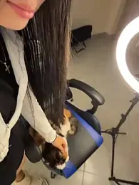 Sarasanders_4 webcam stripchat model stream image