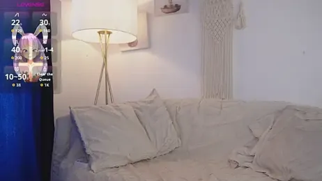 bunnycuteshy webcam model stream image