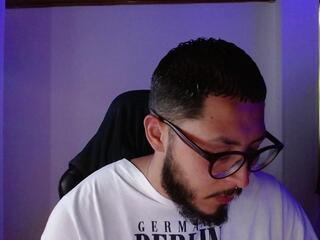 Thomas Spilios webcam model stream image