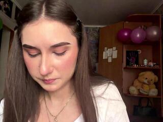 Shu Broscious webcam model stream image