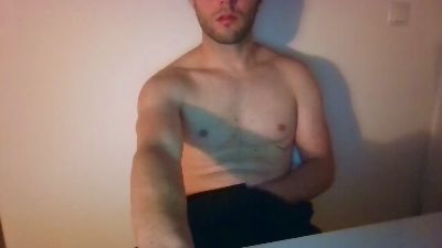 YoungFraser webcam cam4 model stream image