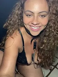 Chloe_Leaozinho webcam model stream image