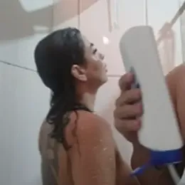 Shenaxerecuda webcam model stream image