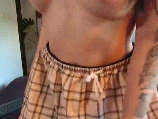 harveymiiller webcam model stream image