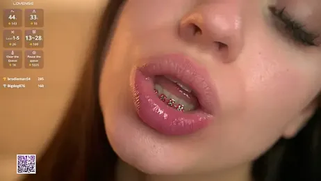 vivid_girls_vg webcam stripchat model stream image