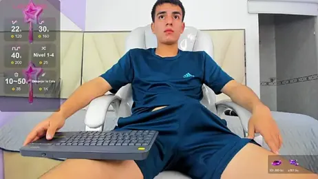 Hotboy21_ webcam model stream image