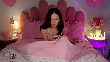 ElsaYoung webcam stripchat model stream image