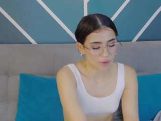 arii-moon webcam model stream image