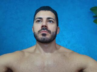 Cutler Q webcam model stream image
