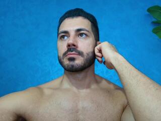 Cutler Q webcam model stream image