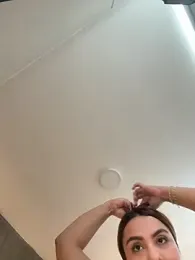 valeria2019hot webcam model stream image