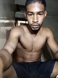 Kesurra webcam model stream image