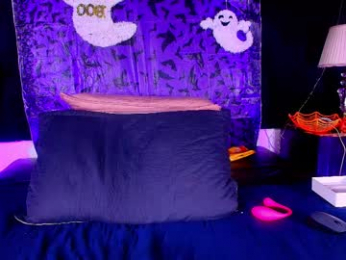 shelsy_loreds webcam model stream image