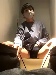 pandesal_aki webcam model stream image