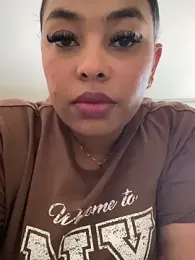 PUSHYLATE webcam stripchat model stream image