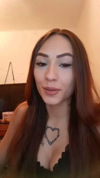 Luciavolvi6 webcam model stream image