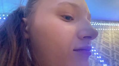 SukAvans webcam model stream image