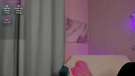 Linablueeyed webcam stripchat model stream image