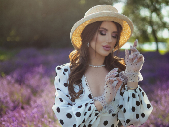 JuliCarter webcam model stream image