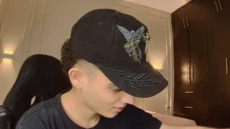 nathan_shimmer webcam stripchat model stream image