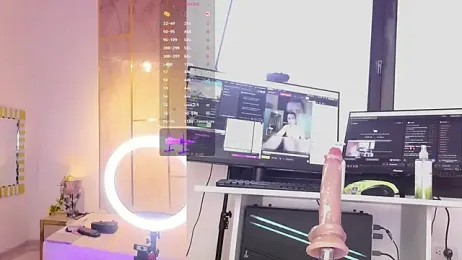 TylerBloom webcam model stream image