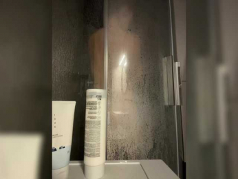 Girlaa webcam model stream image