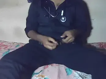 honeybunny95 webcam stripchat model stream image